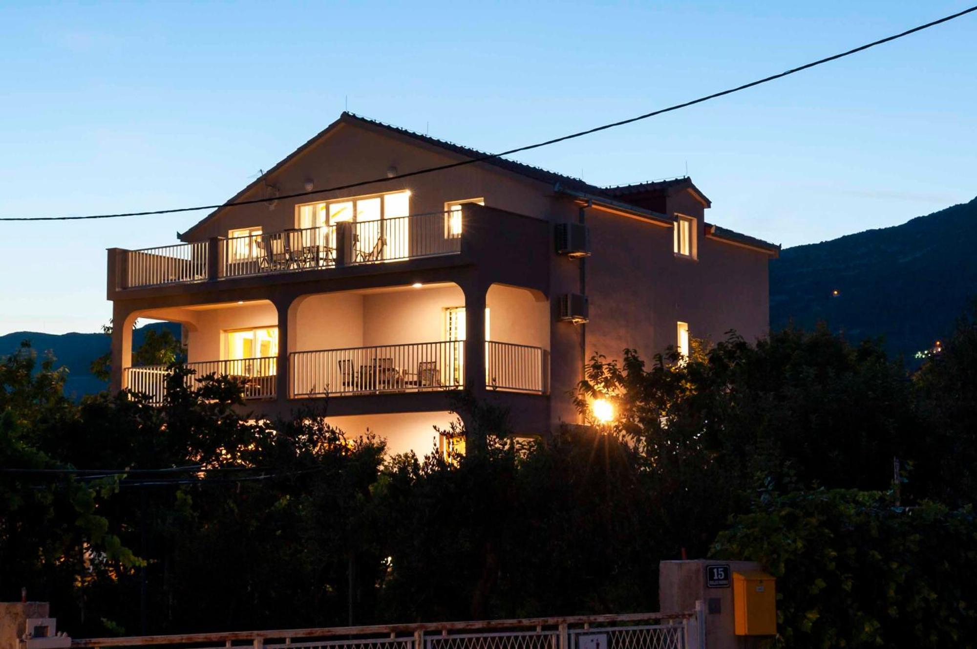 Apartment Sunshine, Sunrise, Sunset Kaštela 外观 照片